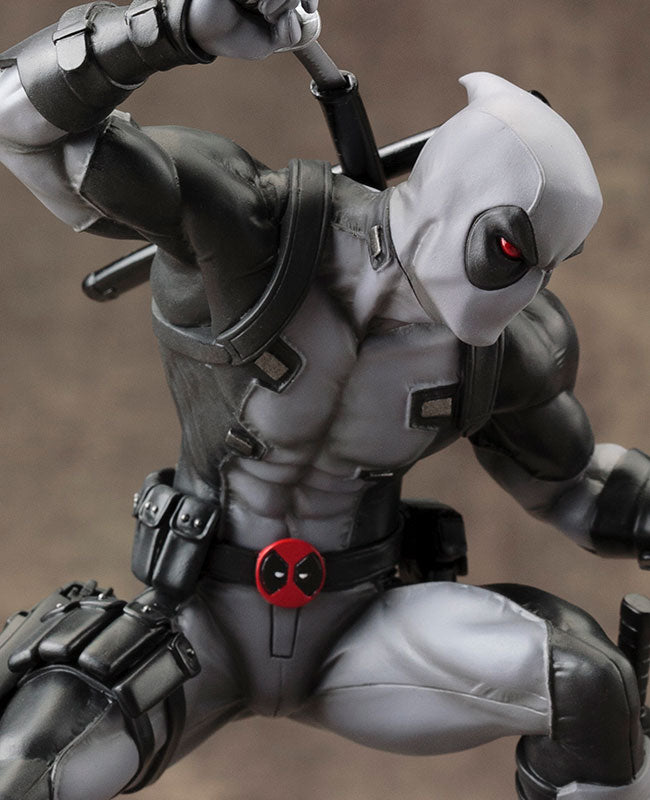 MARVEL COMICS DEADPOOL X-FORCE ARTFX+ STATUE