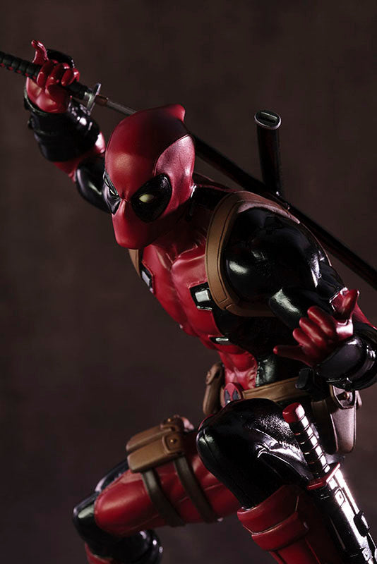 Marvel Now ArtFX Super Deadpool Statue