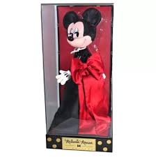 D23 2015 Signature Designer Minnie Mouse Doll, LE 400