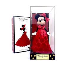 D23 2017 Signature Red Gown Minnie Doll, LE 523